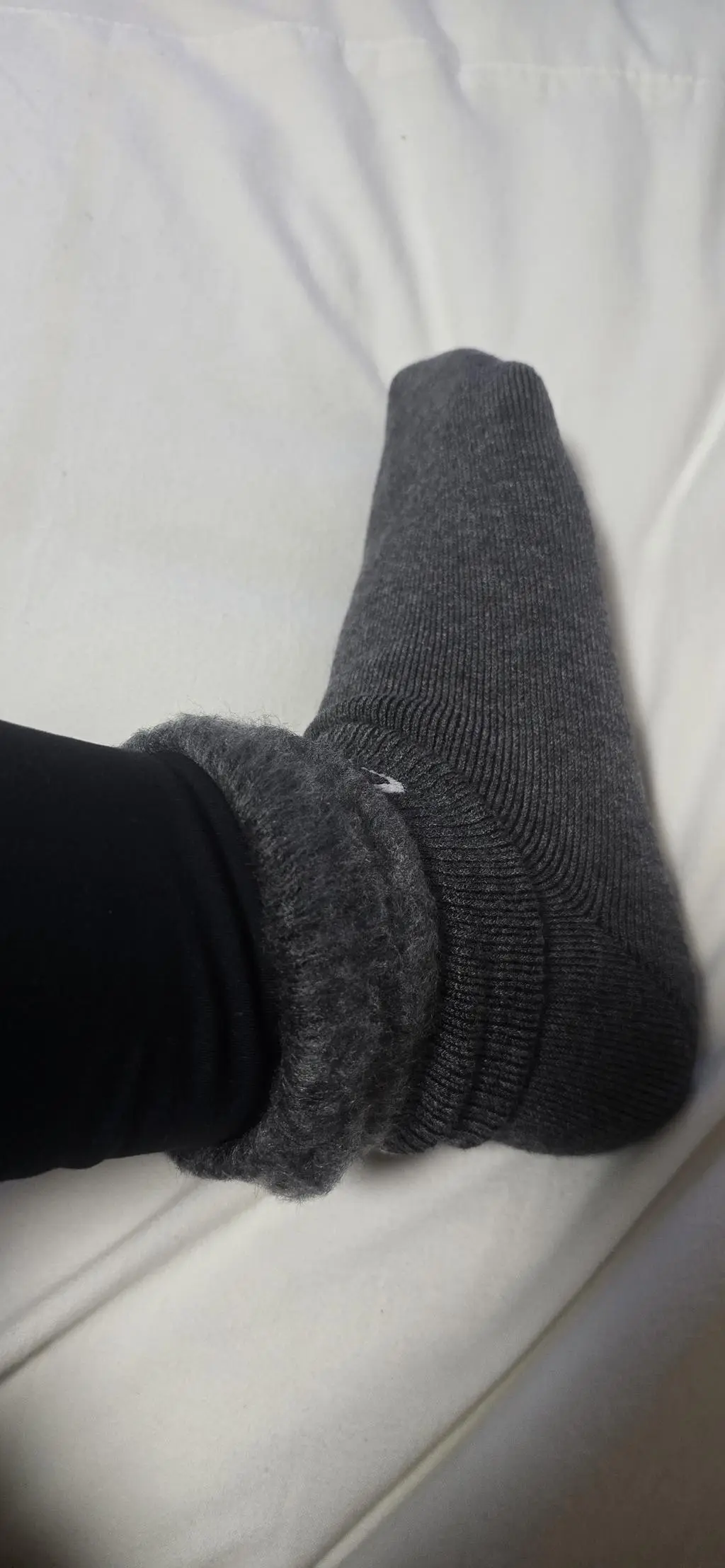 신어보고 너무 좋아서 가족에게 선물하려고 주문합니다