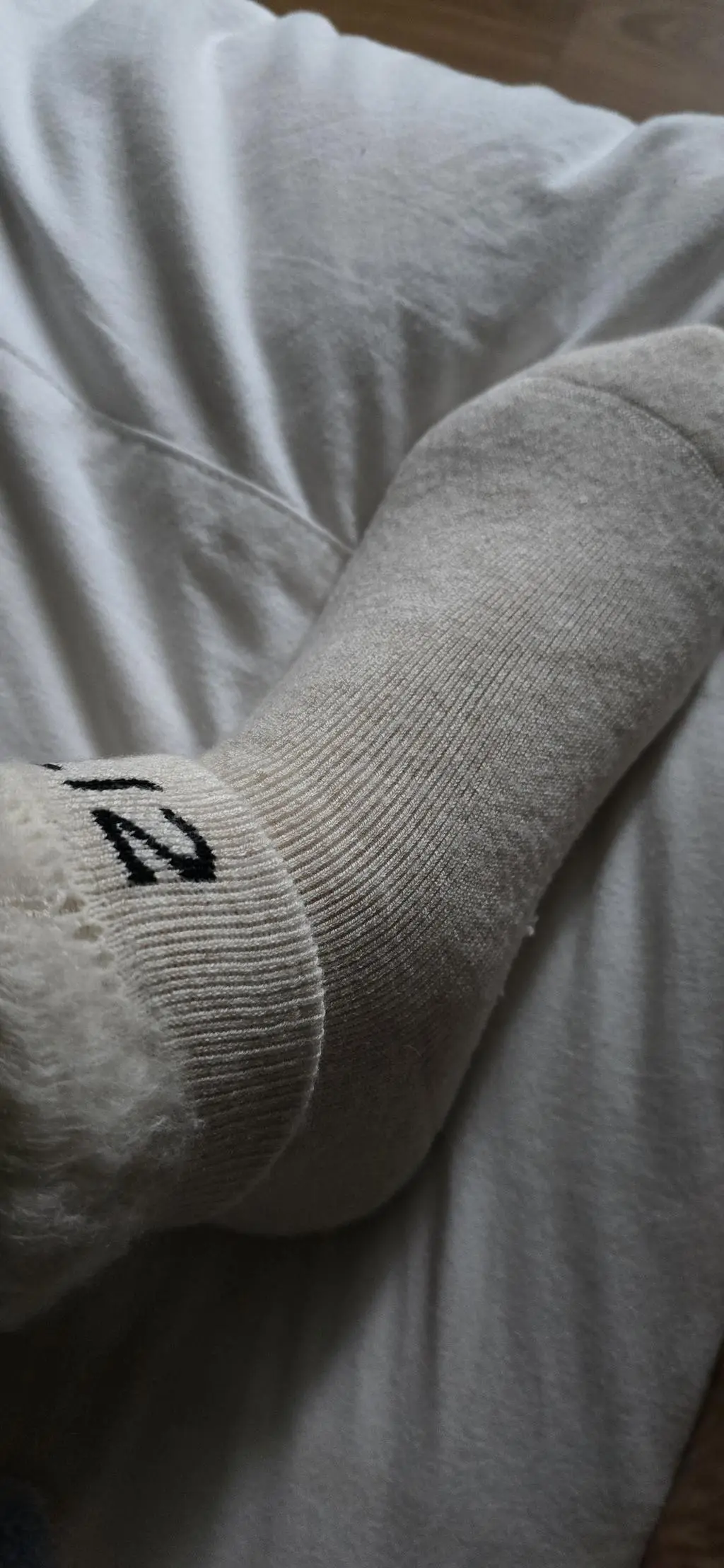 신어보고 너무 좋아서 가족에게 선물하려고 주문합니다