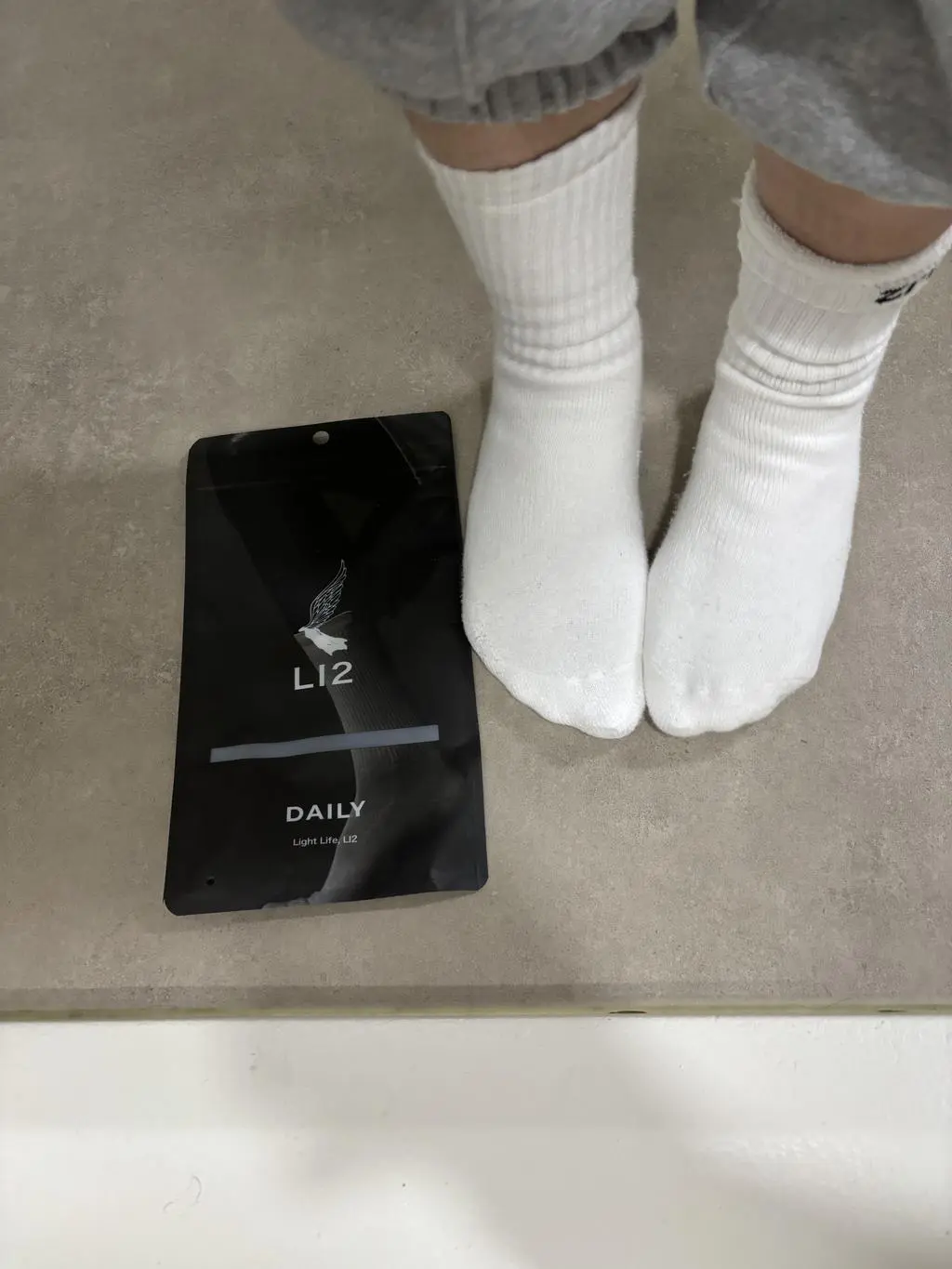 기대만큼은 아니지만 그래도 겨울양말 중에선 괜찮습니다.
