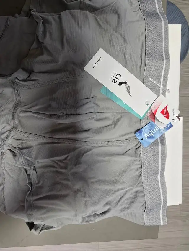 착용감이 편해서 좋습니다
