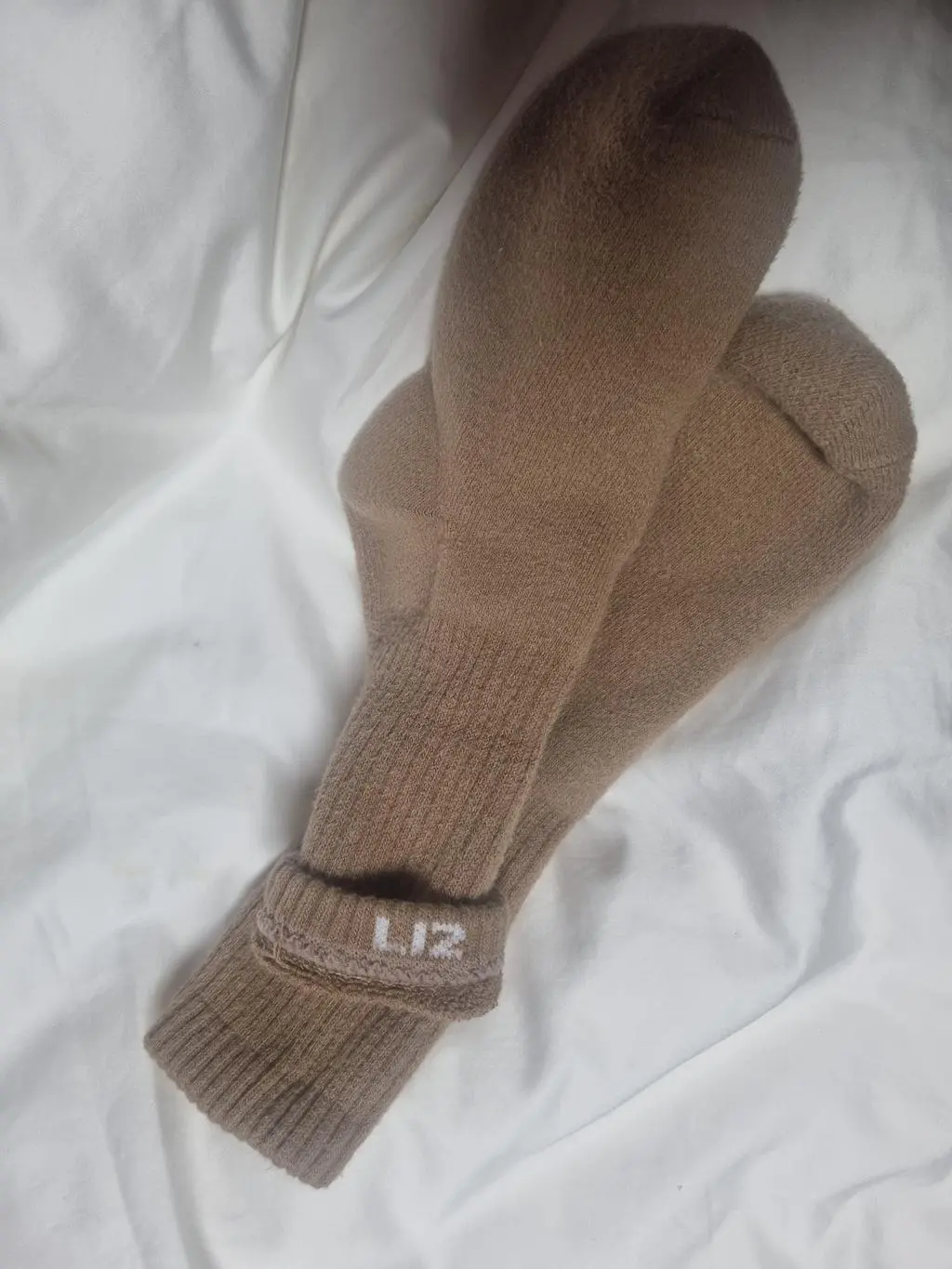 보송보송 편안하고 세탁후에도 변형없어요. 쿠션감이 좋아서 족저근막염이 있는 분에게