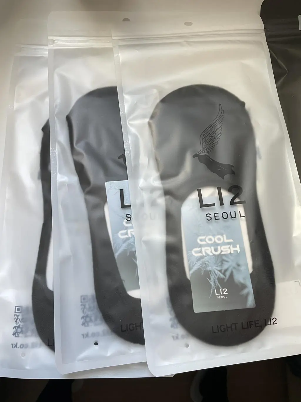 배송도 빠리고 너무 좋아요~ 남편 신은거보고 빠지지도 않고 편하다 해서 이번에 저도 