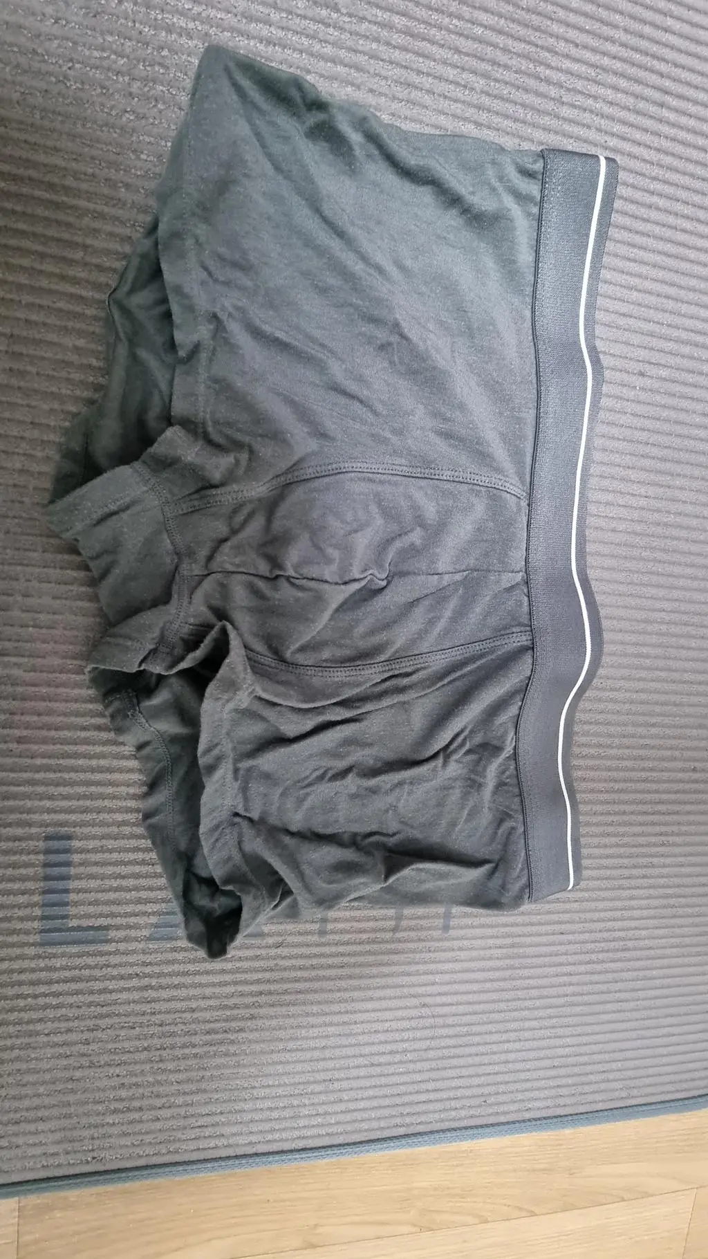 입은듯 안입은듯 편해요👍👍
