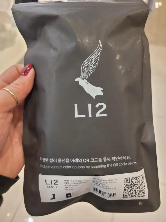 완전 두툼하네요ㅎ 따뜻하게 잘신을게요!
