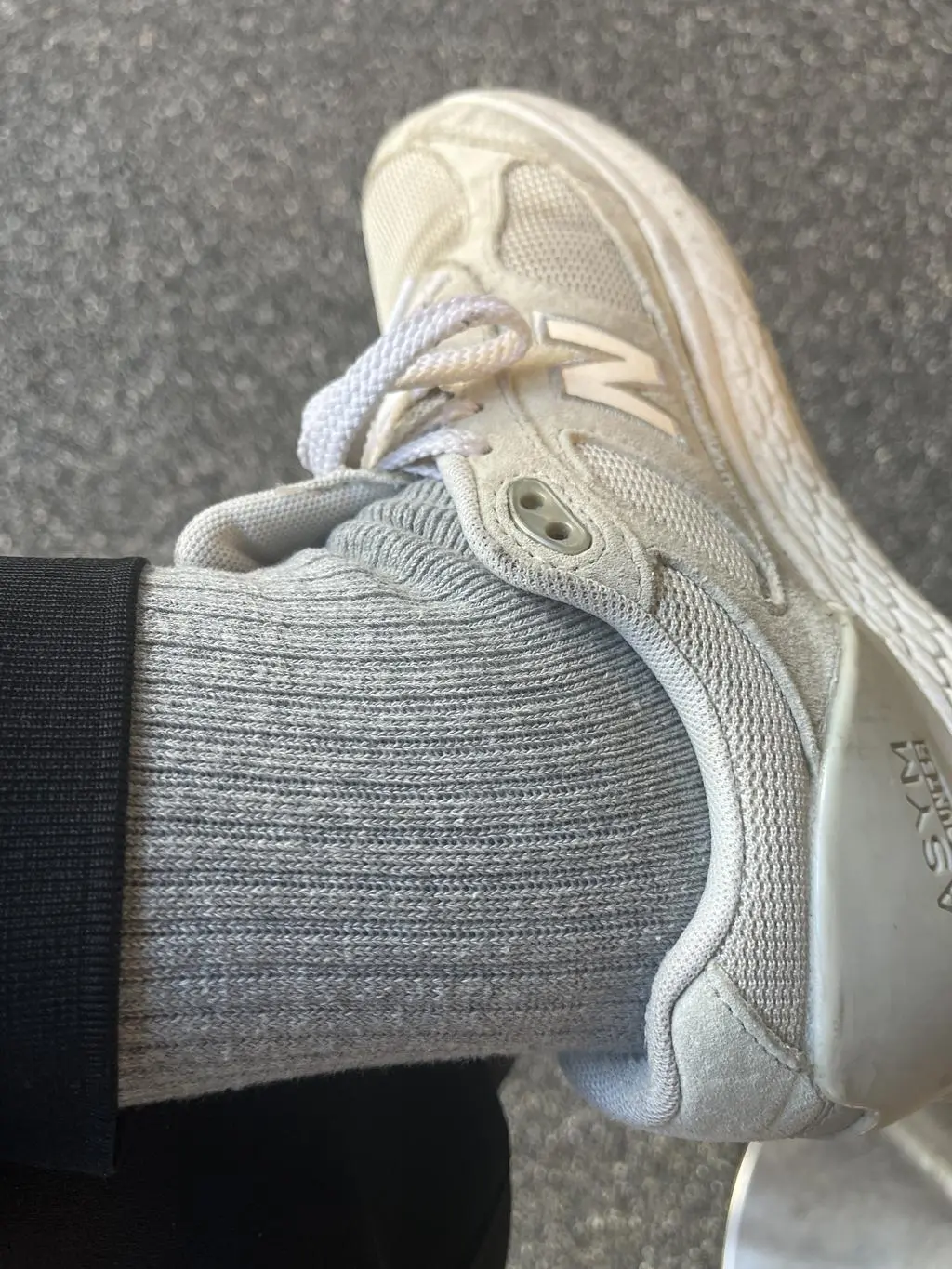 최고애요! 겨울엔 울만 신는게 기모는 아떤가 햐서 신엇는데 왕 너무 조어요!! 걷기하는