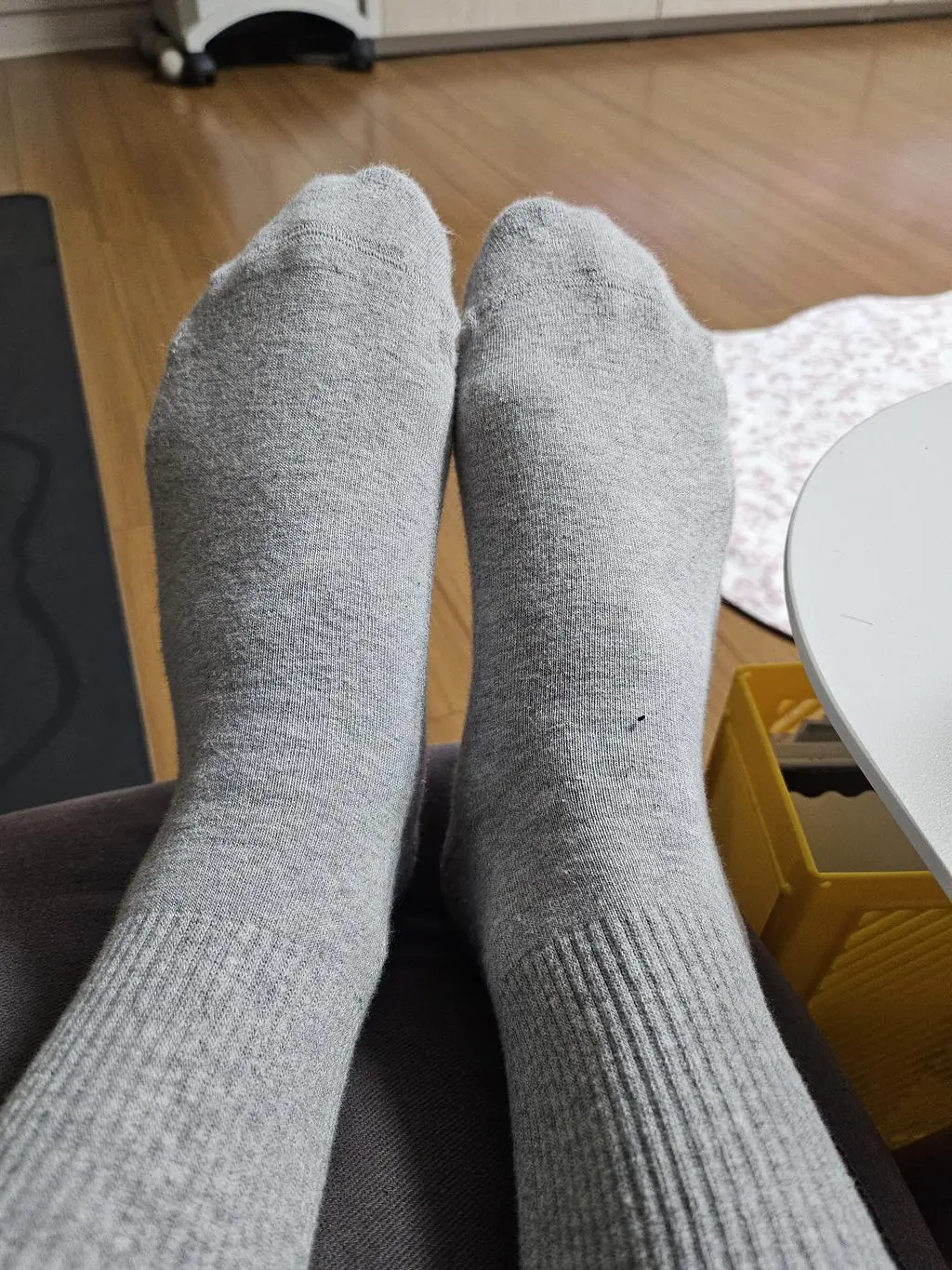 편하고 좋아요. 딸은 xs 전 s샀는데 저도 딸도 만족해요. 남편이 부러워하네요.