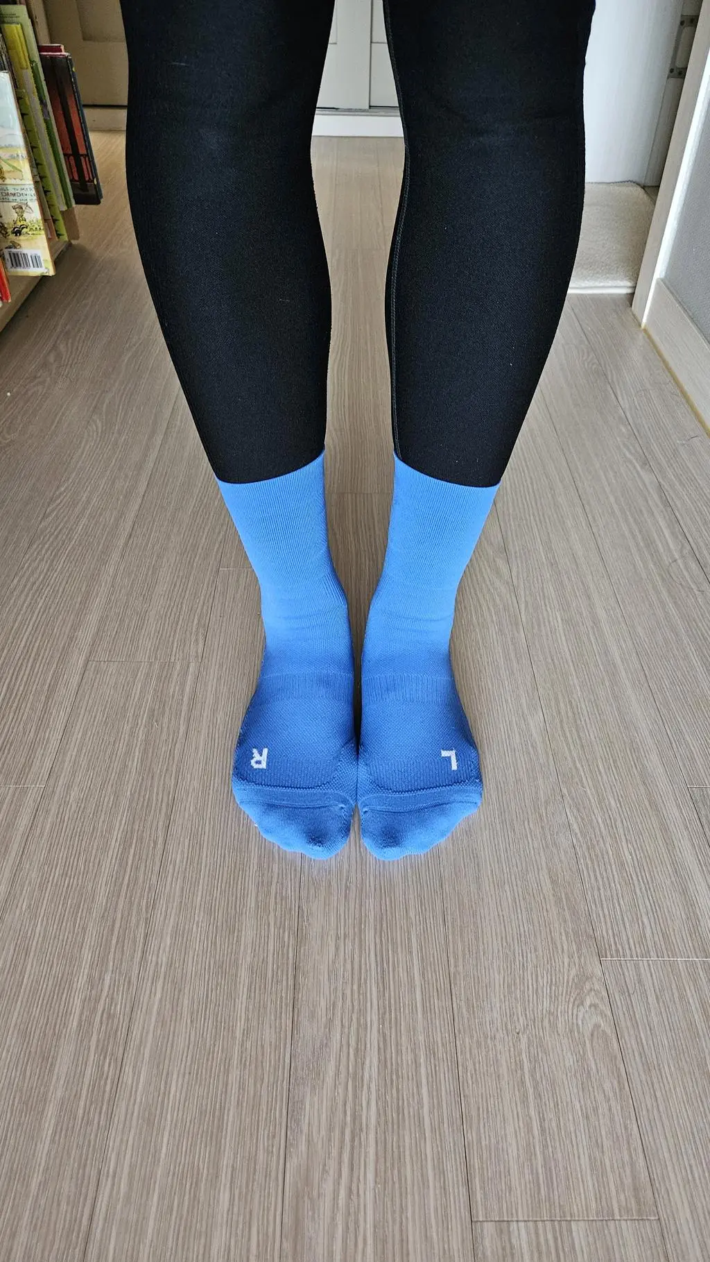 이전에 주문해서 신어보고 너무 만족해서 벌써 한달사이에 세번째 주문입니다. 주변에 