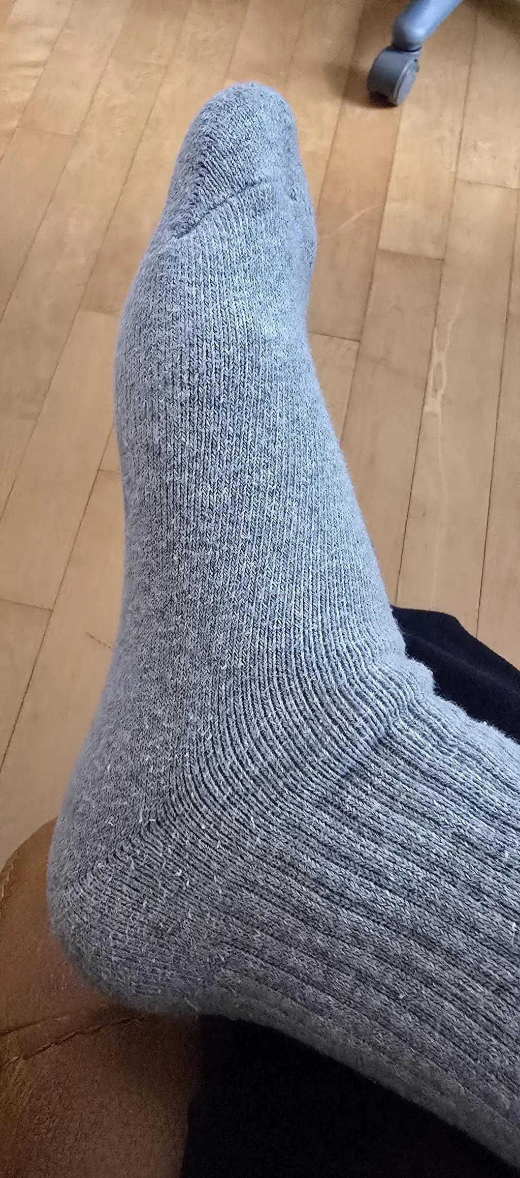 3번정도 빨았는데 보풀 거의 안생기고 짱짱하네요. 발 편안하고 무엇보다 답답하지않고