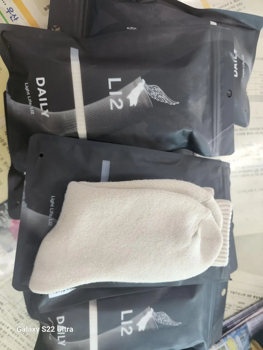 넘넘 좋아요    기모양말 어떤거 보다 톡톡하고  착용감  아서 색상별로 구입해서  남편