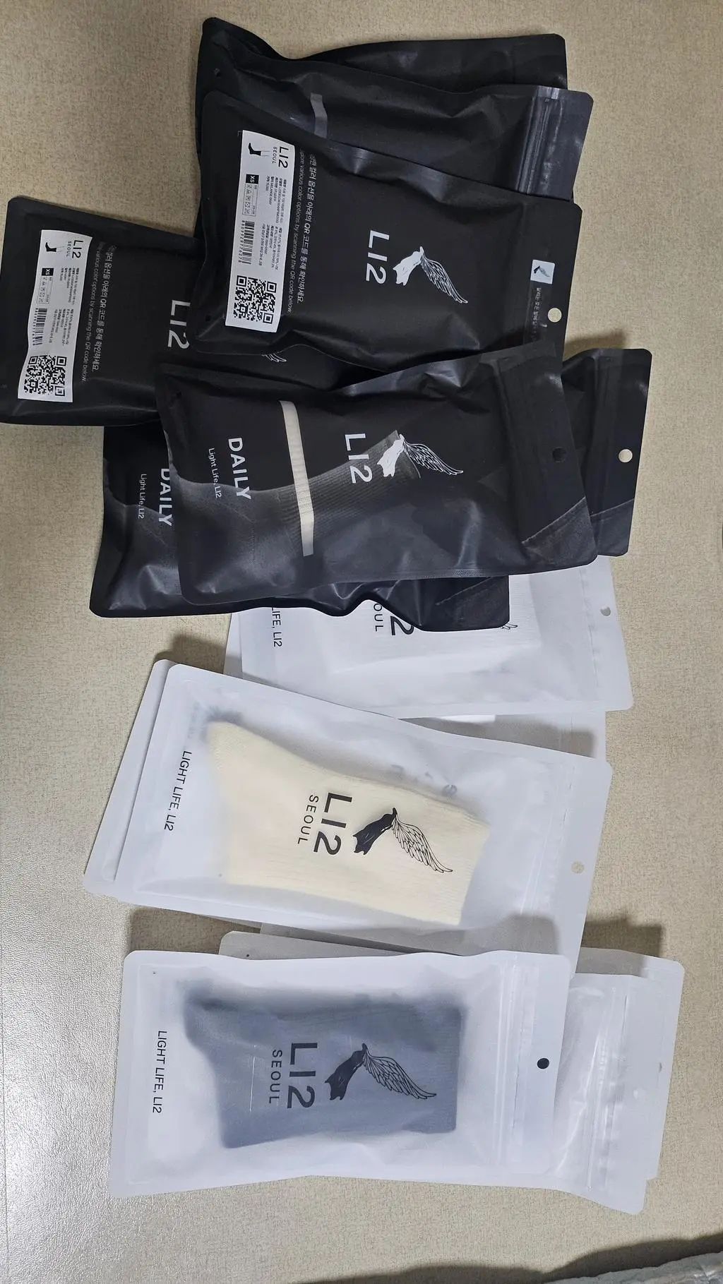 기대 이상이예요!! 웜기모 양말 신다가 다른 양말 못 신겠네요. 올 겨울은 이 양말만 신