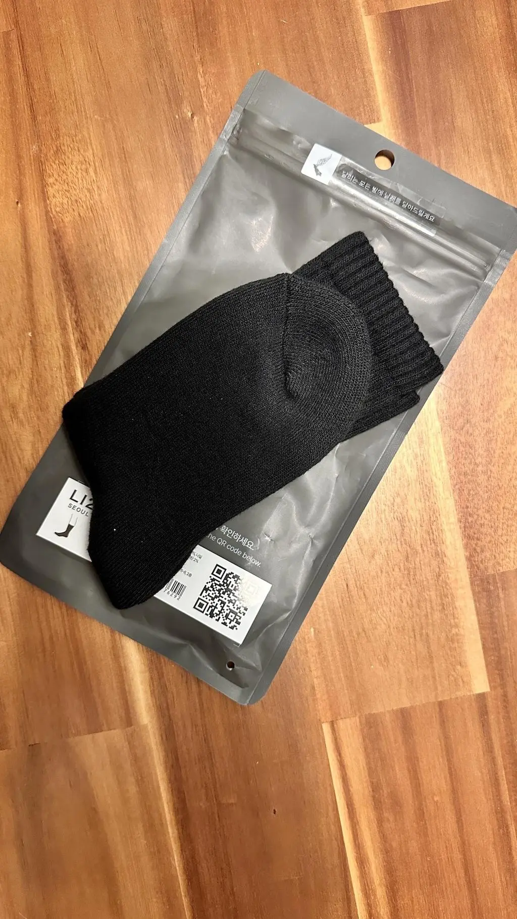 편하고 따뜻해요. 오래 걸어도 발이 덜 아프네요. 여름 양말 또 살게요.