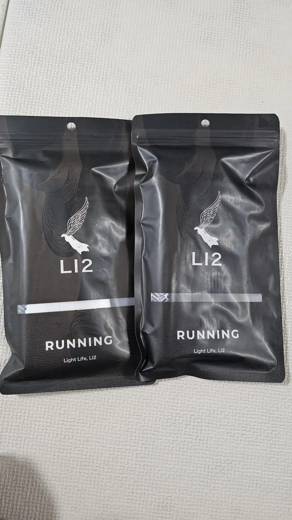 신어보니 발에 부드럽게 닿는 촉감이 정말 좋았습니다
