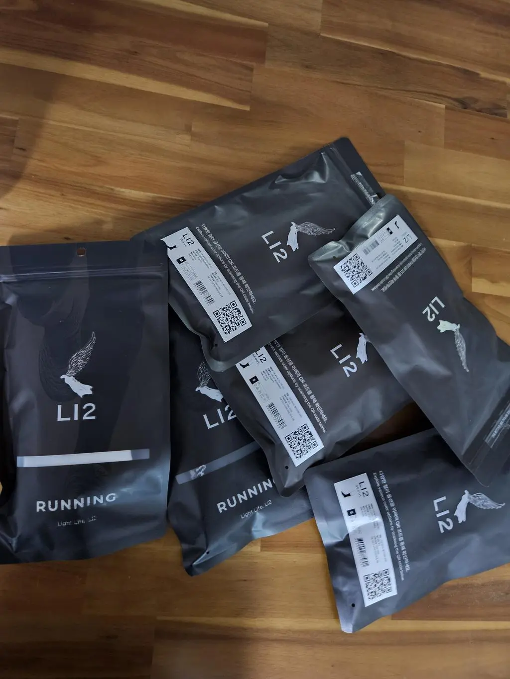 쫀쫀해요 내구성은 좀더지켜봐야 알것같아요.