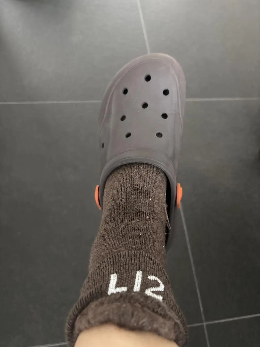 광고보고 사봤는데 정말 좋습니다. 올겨울 제일 잘산템이에요. 따뜻하고 부드러워요. 다