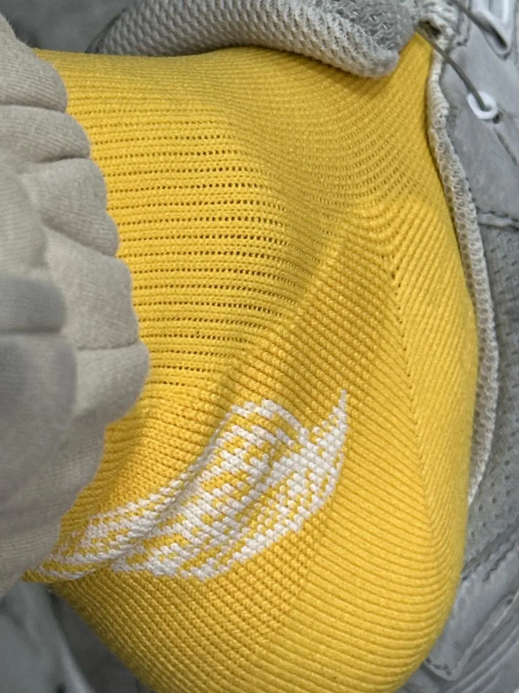 색상도 선명하고 착용감 좋아요~
