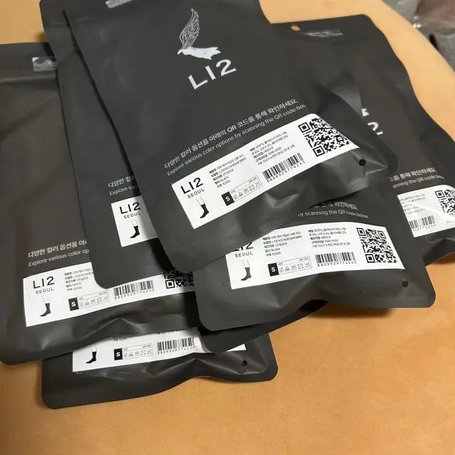 리투 신던 양말인데 저렴하게 구매 잘 했습니다!
