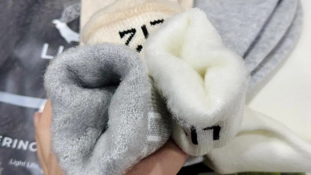 양말진짜 따뜻해서 추가주문했어요
