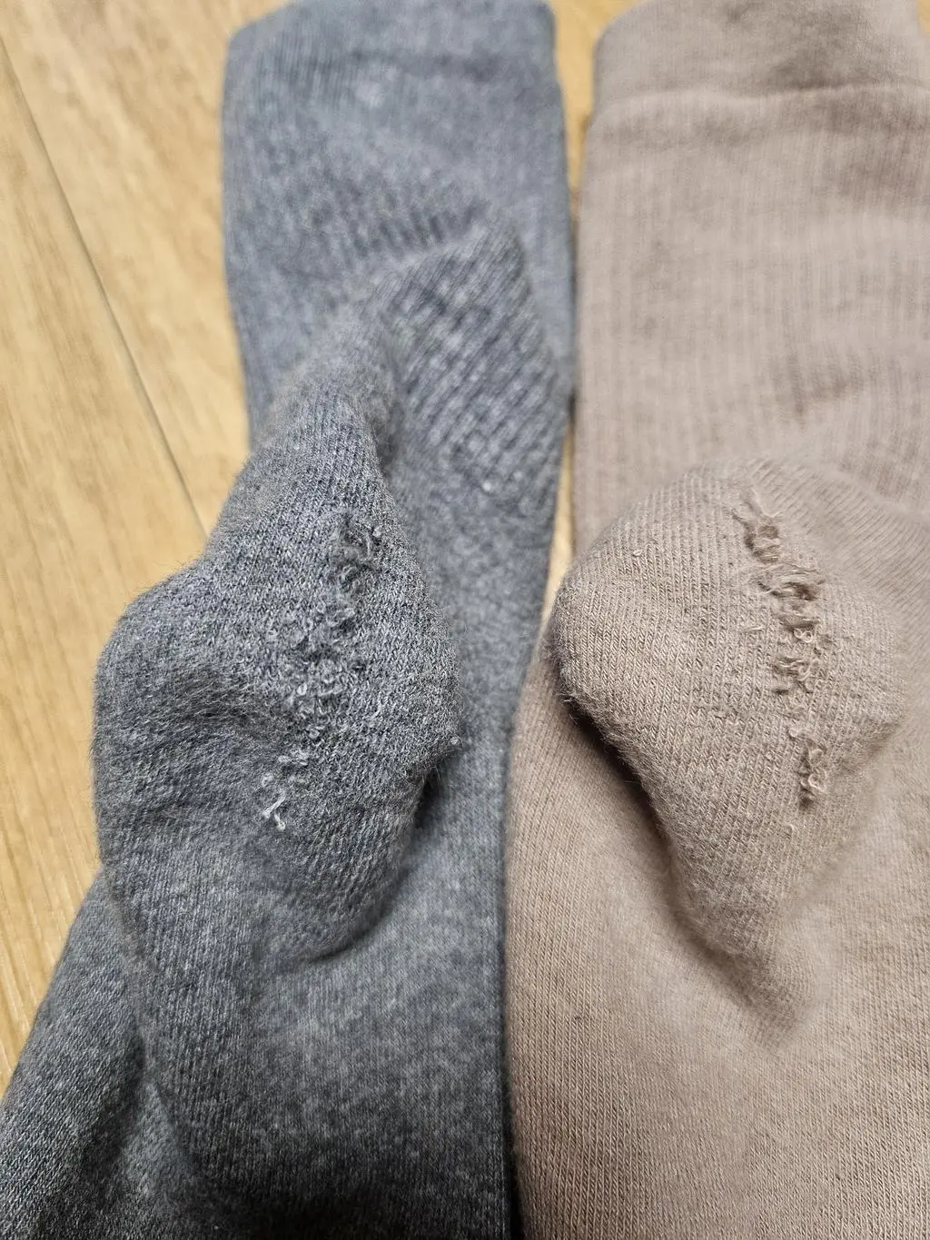 푹신 푹신하고 흘러내리지 않아 너무 너무 좋습니다.
