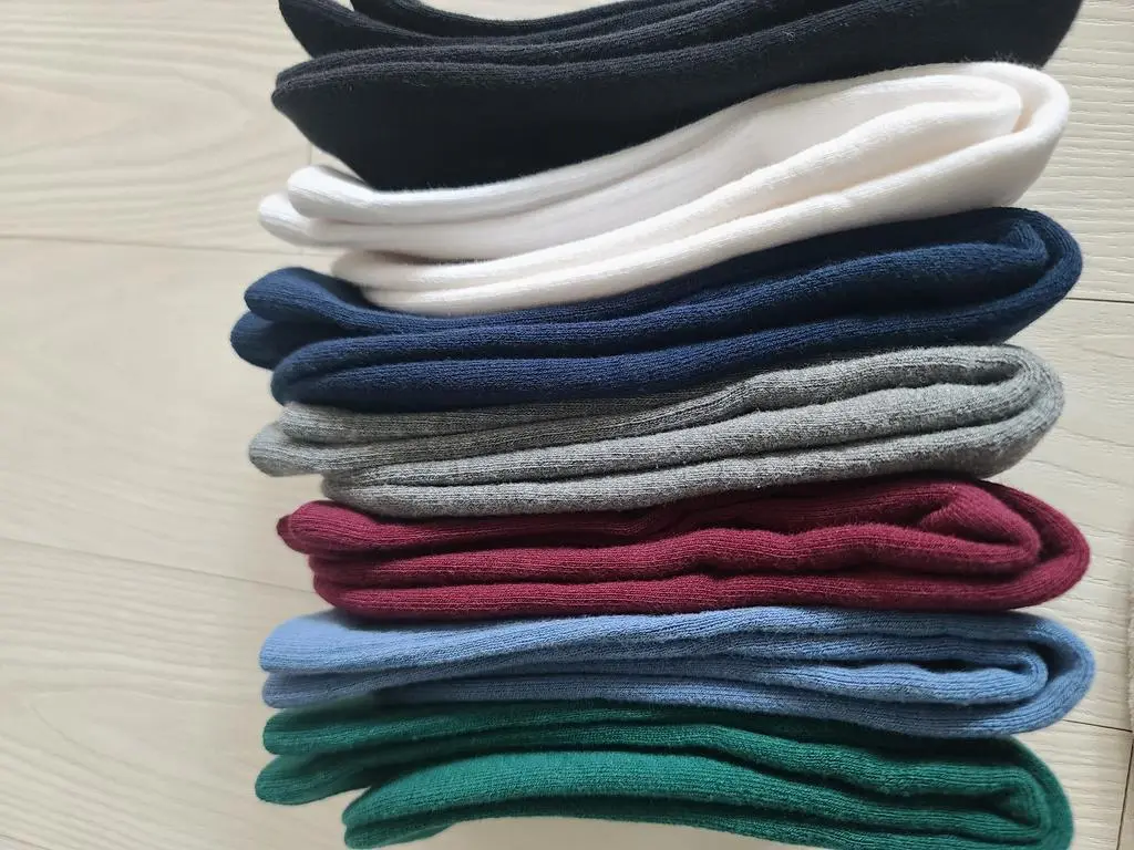 세일기간에 좋은 양말 좋은 가격에 잘 구매했습니다. 마니 파세요!