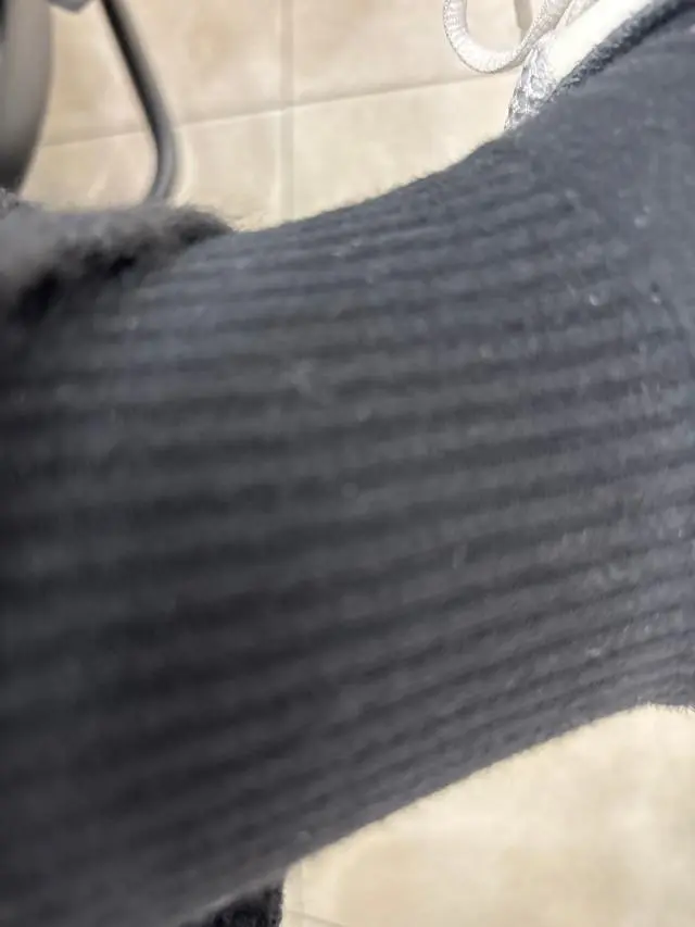 양말이 다똑같은 양말이겧거니 했지만 너무조아용 색도 예쁘구 !!
