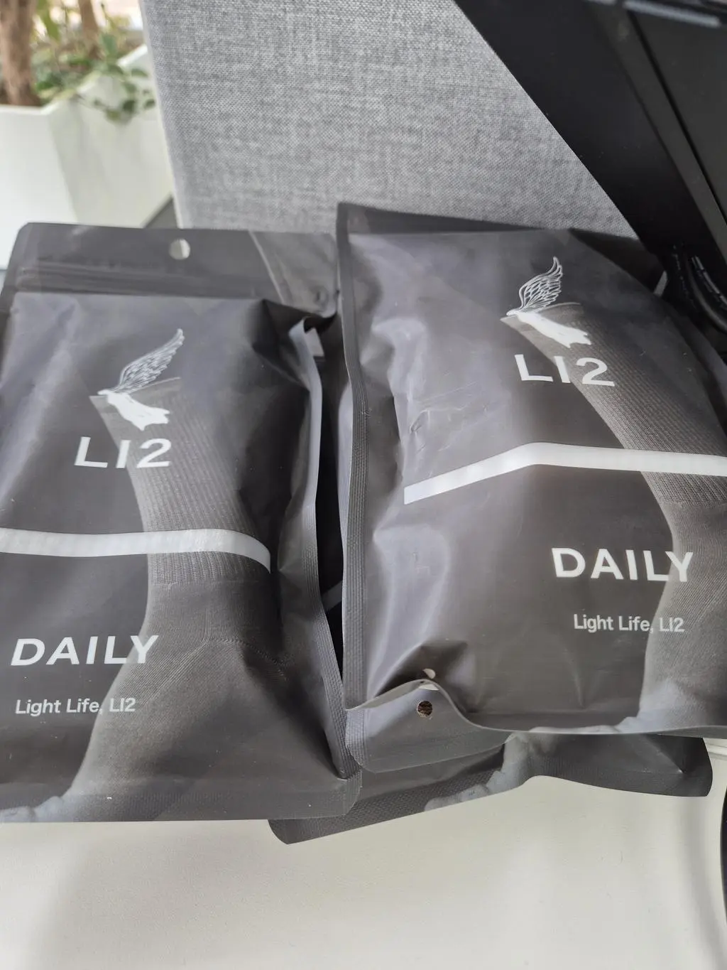 쫀쫀한 착용감 따뜻하고 피팅감 좋고 이번 겨울 따뜻하게 보낼 수 있을 것 같습니다. 주