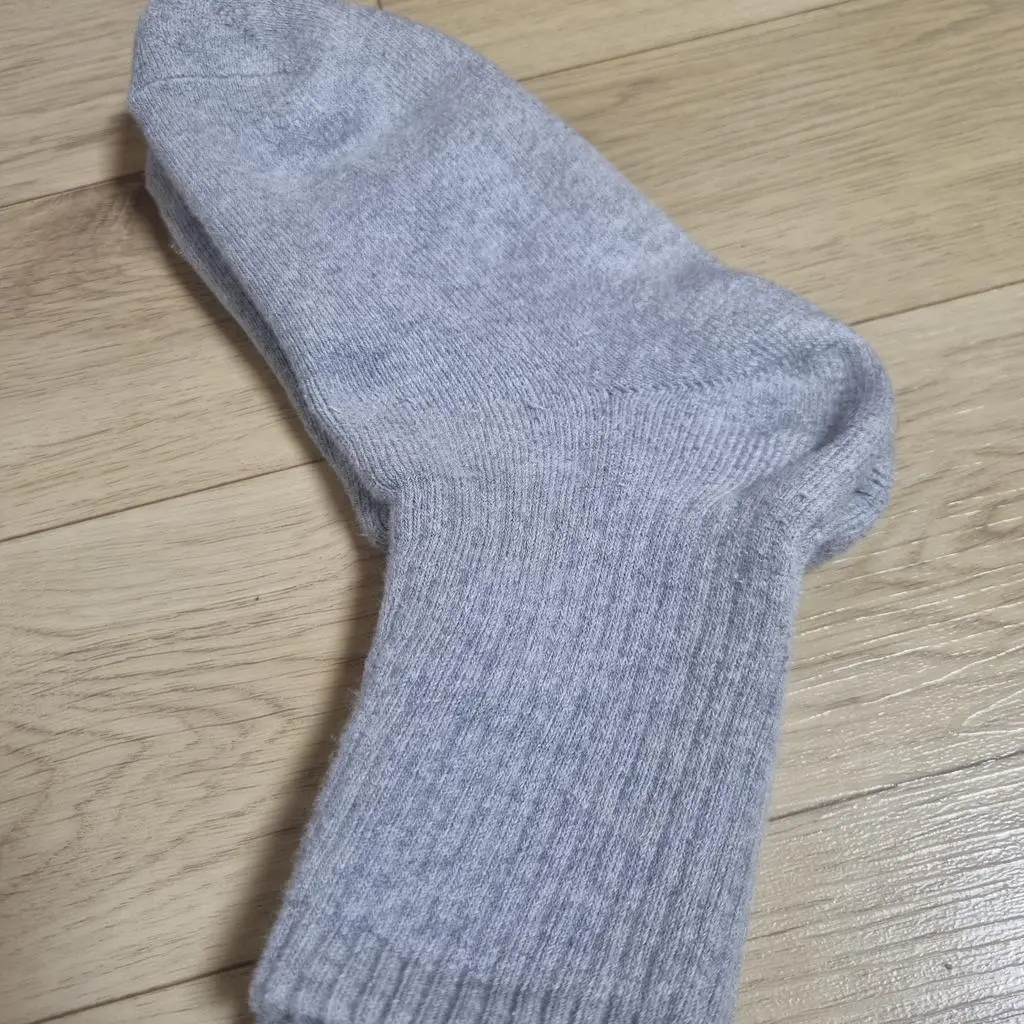 착용감 우수, 목이 길어 바람불어도 따듯, 두께감도 좋고, 품질도 우수하고 겨울철에 추