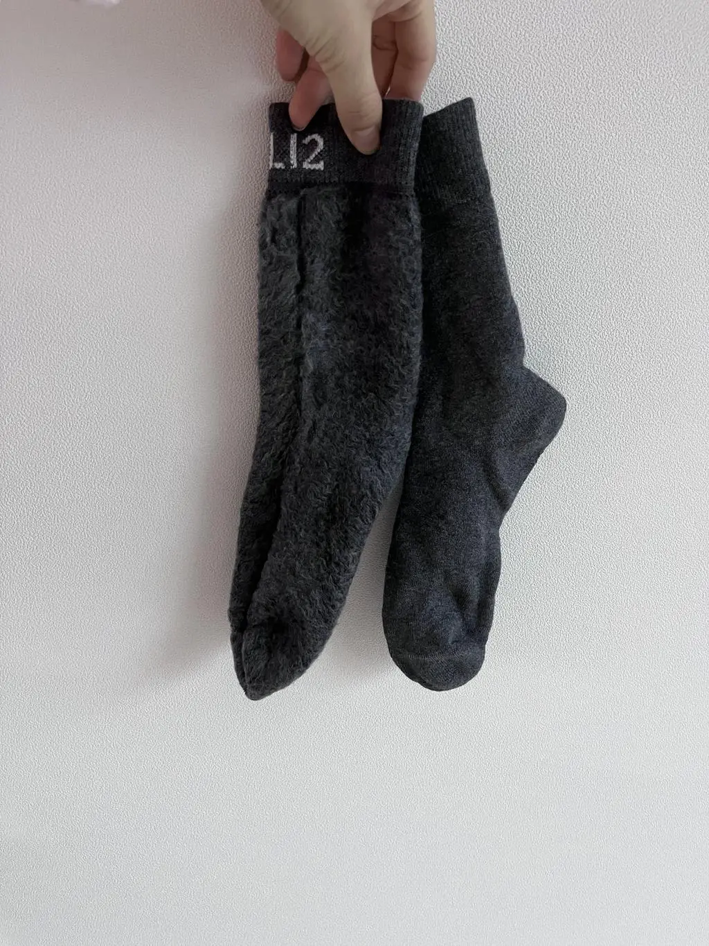 도톰하고 촉촉해요💖 추운날 딱인 양말이에요!!