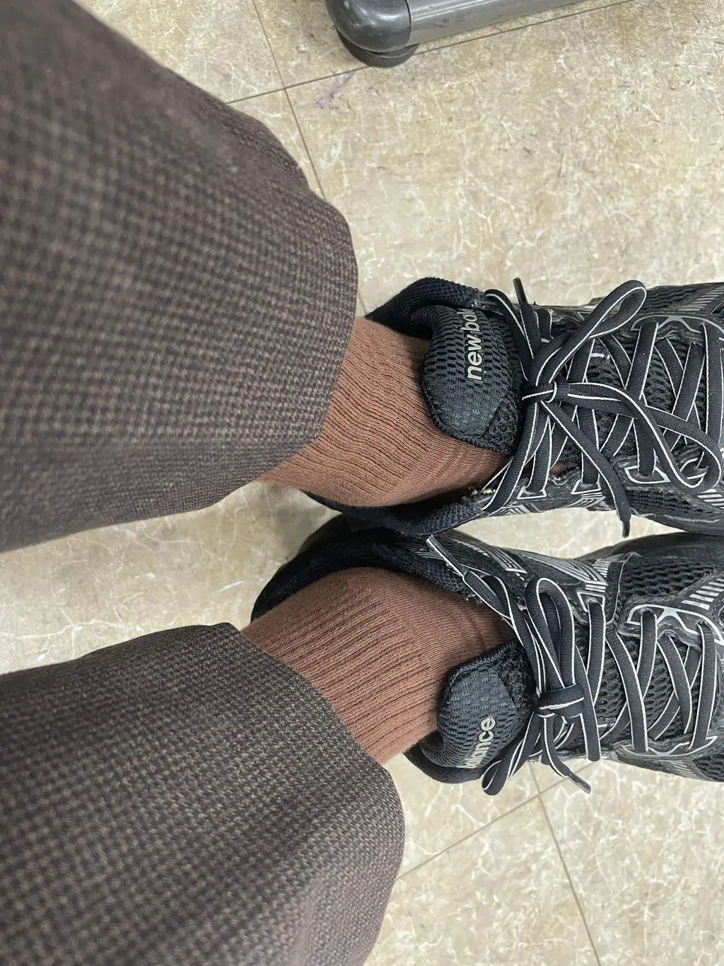 발바닥이 아프니 다리 전체가 피로 해지니 일샹 생활에까지
