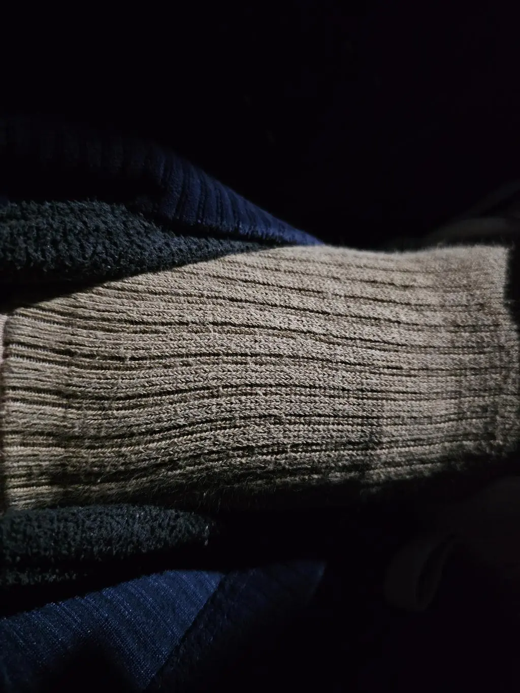 신고 너무좋아서  미리 쎄일 기간에 여름 양말과 덧신구매했어요
