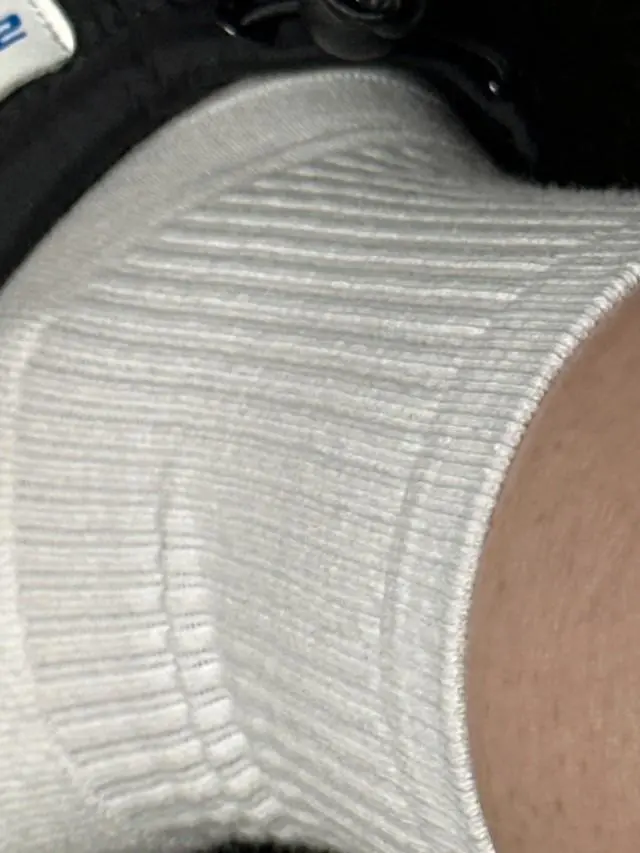 택배오고서 바로 신어봤는데 착용감도 좋고 무엇보다 너무 압박하지 않아서 너무 편해요