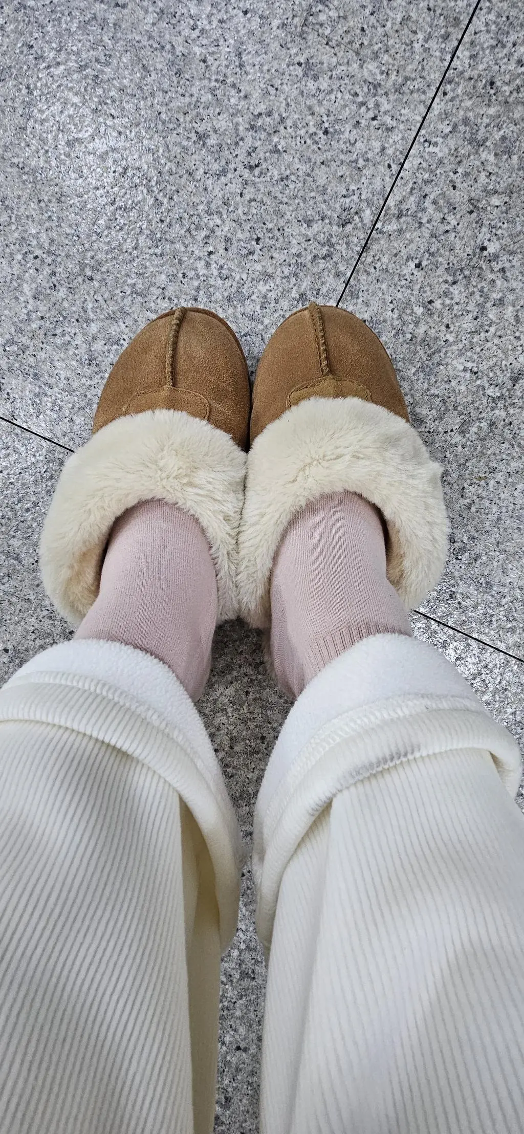 족저근막염 있는저.. 신어보고 발이 편해지고
