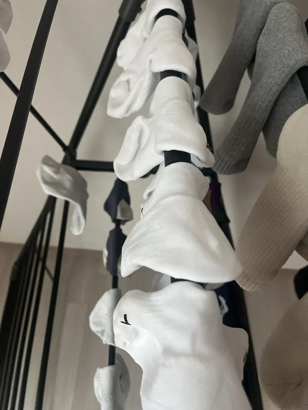 쿠셔닝 끝내줍니다. 운동 피로감이 달라요.