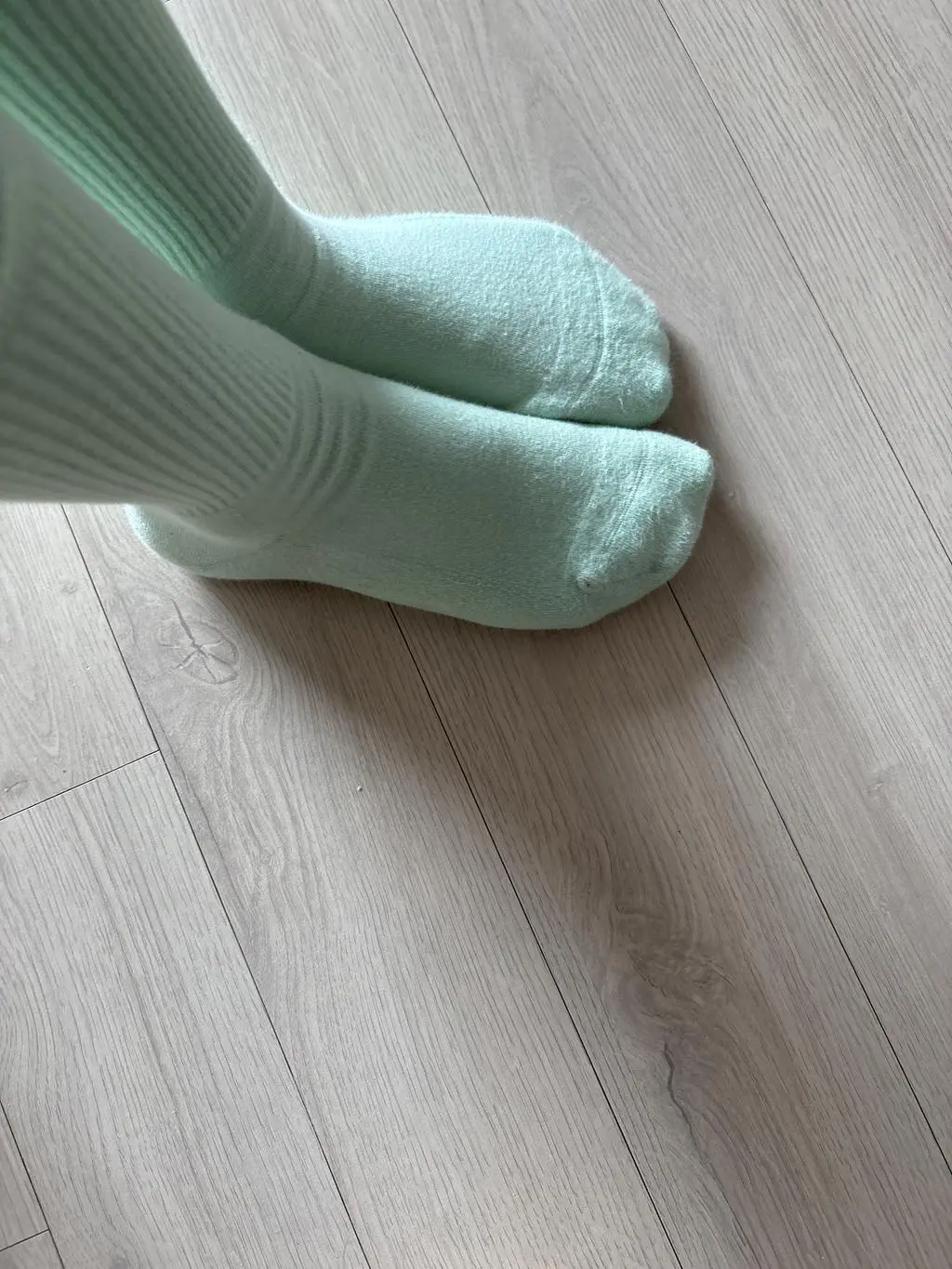 족저근막염이 있는데 하루 종일 서서 일해야해서 반신반의 하고 할닌폭이 클 때 주문해