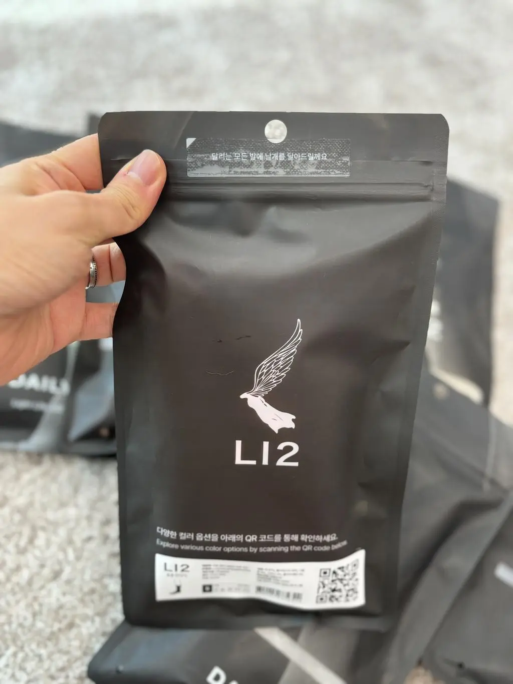 인스타광고가 계속 떠서 눈팅하다가 결국 질럿어요
