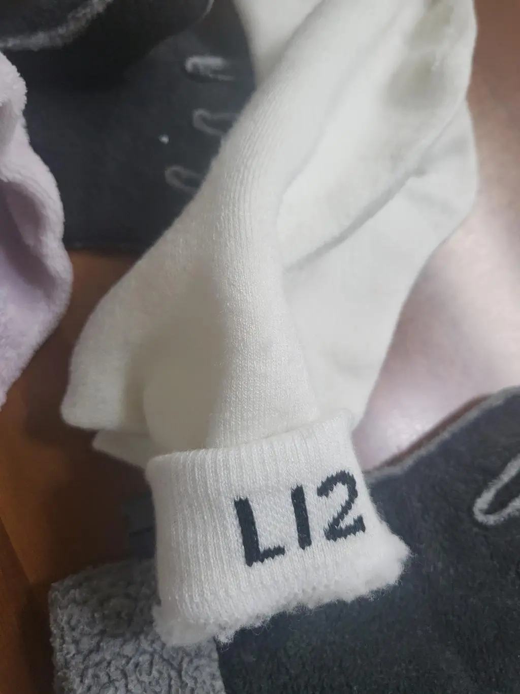 사이즈 넉넉하고 정말 따듯해요 재구매하려구요!