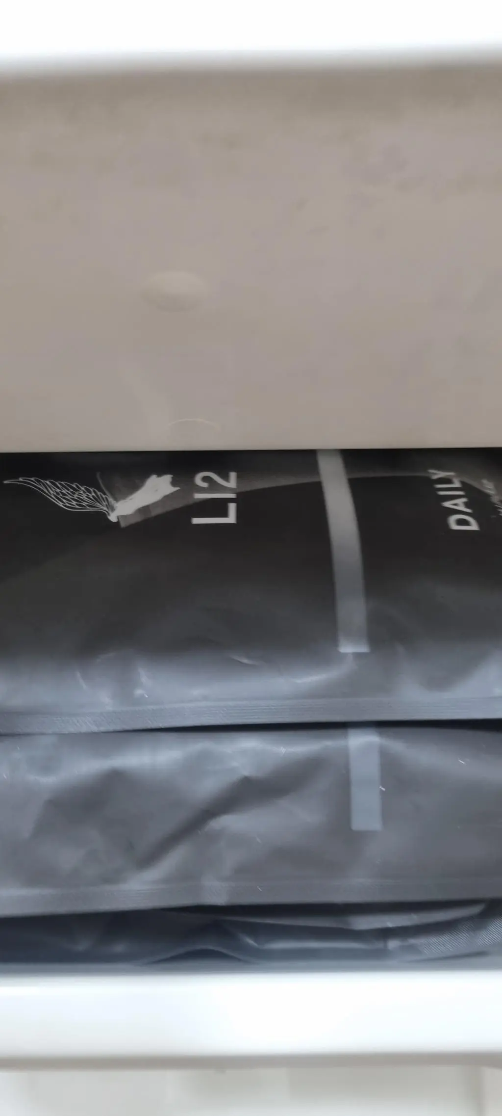 한번신어보니 좋은가봐요 추가주문합니다 다른양말은 손이 안가요~^^다는가족들도 추가