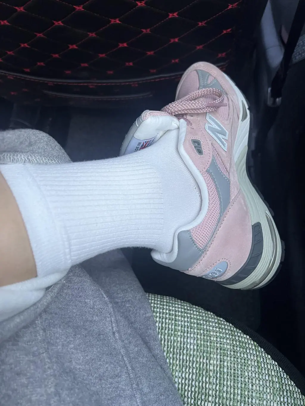 정말 인생 양말 찾았어요 딸이랑 같이 쓰는데 딸도 만족만족 쫀쫀하고 촉감 좋고.  매일