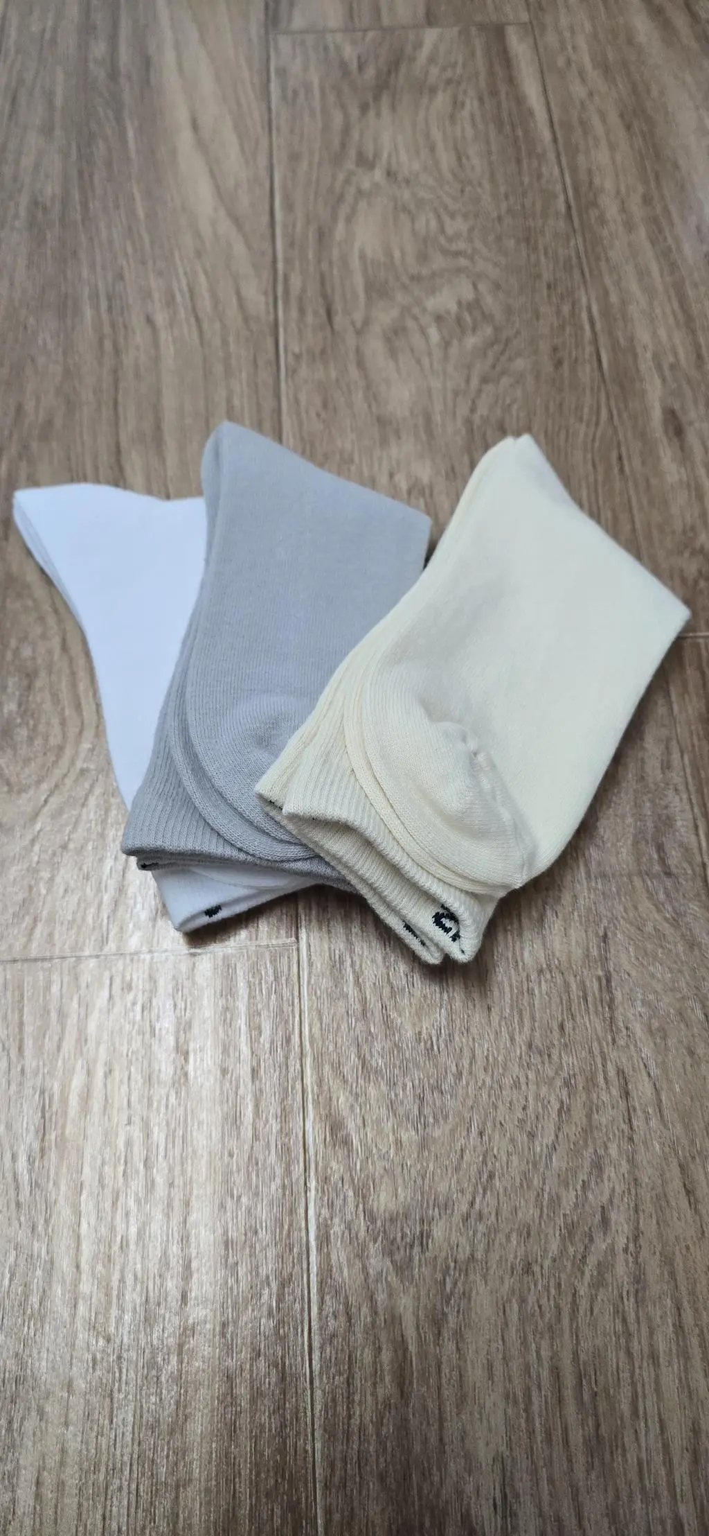 발을 촥 감싸는 느낌이 편안해요
