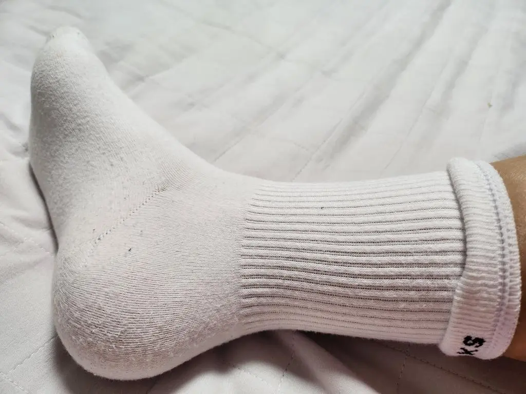 족저근막염있어서 신발을 몰신어도 발이 너무 아팠는데 리투데일리신고 발이 훨씬편해졌