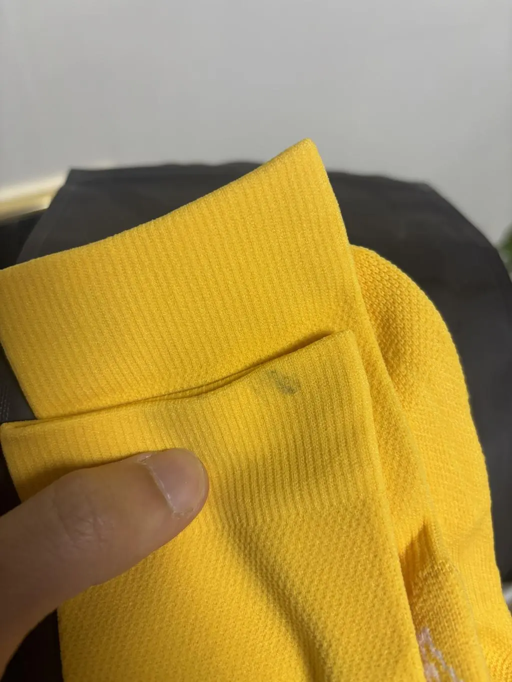 발목에 이염이 있어, 통화도 하고, 게시판에도 공장 검수 해야 하는게 아니냐고 글을 남