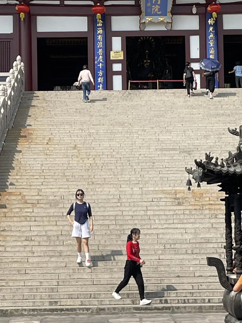 아들 발냄새도 잡아주네요~ 여기에서 양말만 무지하게 사서 식구들 양말 다 바꾸고 있어