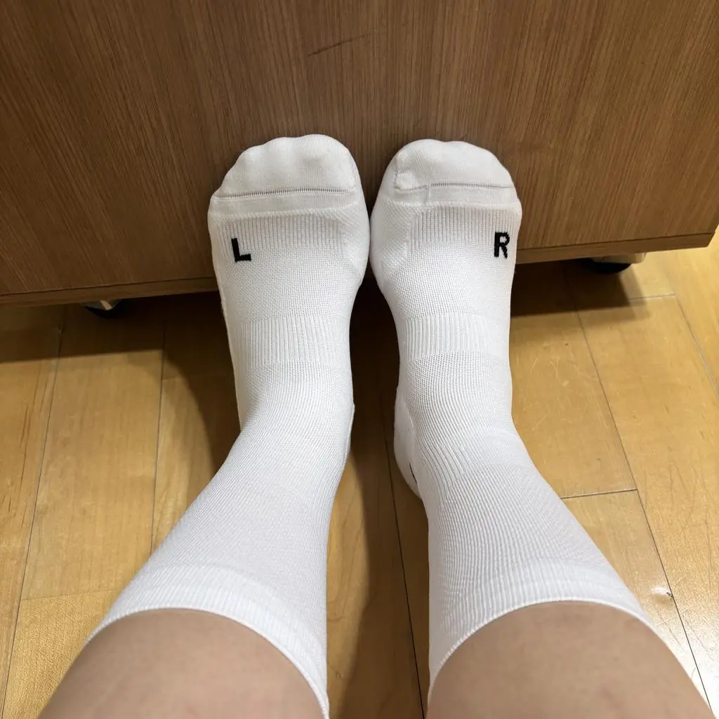 발목 다친 이후로 러닝이 무서웠는데 리투 양말 덕분에 오늘 러닝을 무사히 마쳤습니다