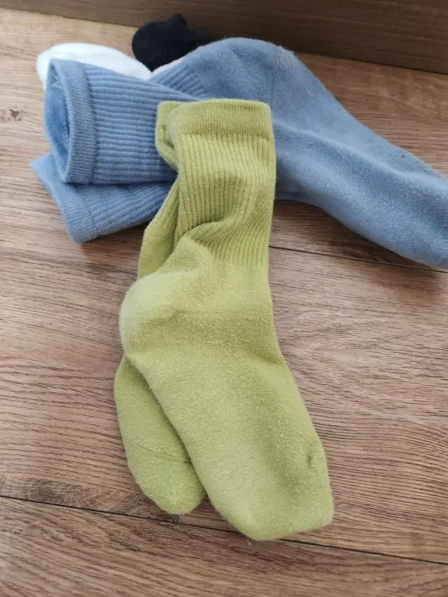 보풀이 좀 생기는 것 말고는 좋아요~ 칼라 예쁘고
