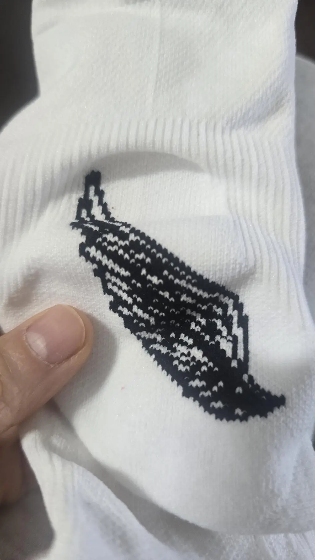 18장샀어요. 18명 모두 대만족입니다. 날개 예뻐요