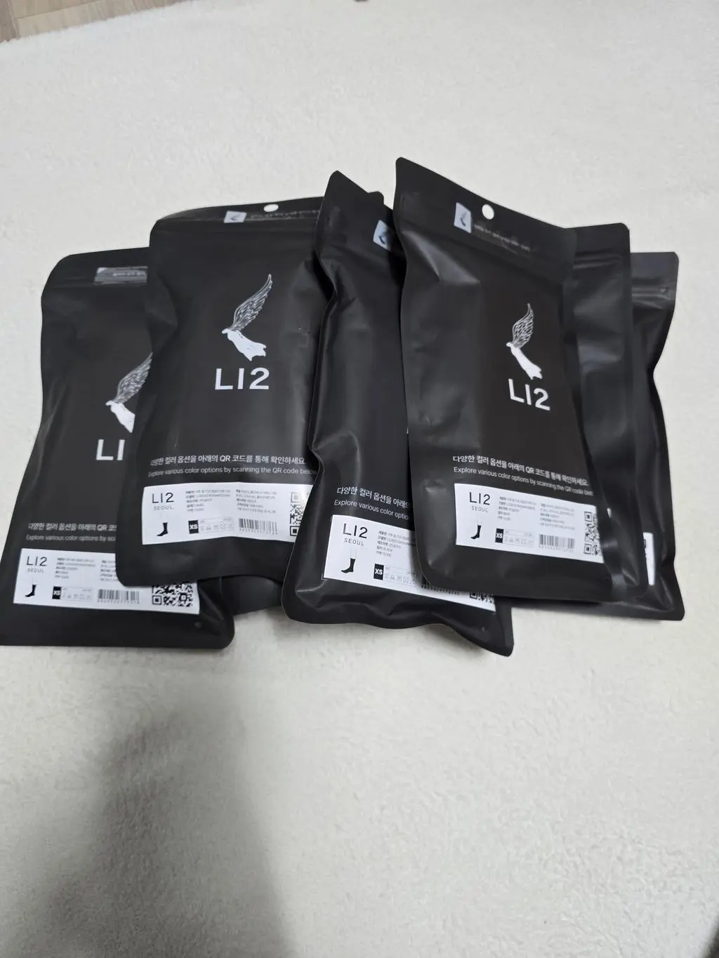 (영하의 기온에) 겨울 동안 잘 신었습니다
