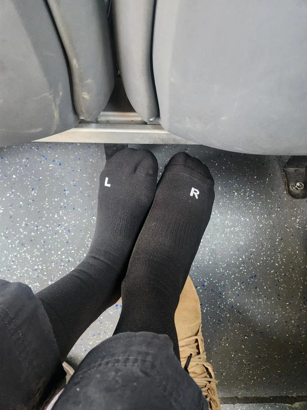 내꺼두개 신랑 한개 구매했는데
