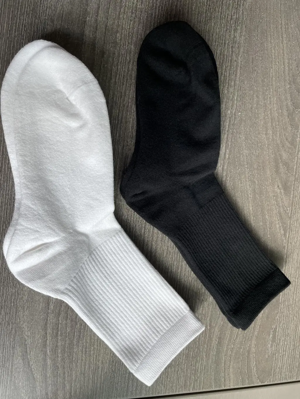 이렇게 비싼양말을 첨신어보는데
