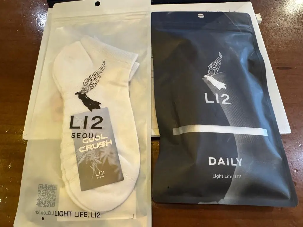 요즘 발목을 다친게 오래도록 안낫고 있어서, 아치도 좀 걱정되고  아무튼 발 건강이 신