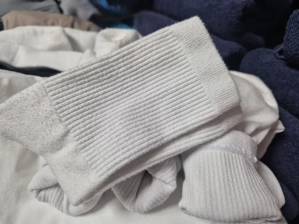 폭신폭신하고 톡톡해서 아주 만족하며 잘 신고있어요