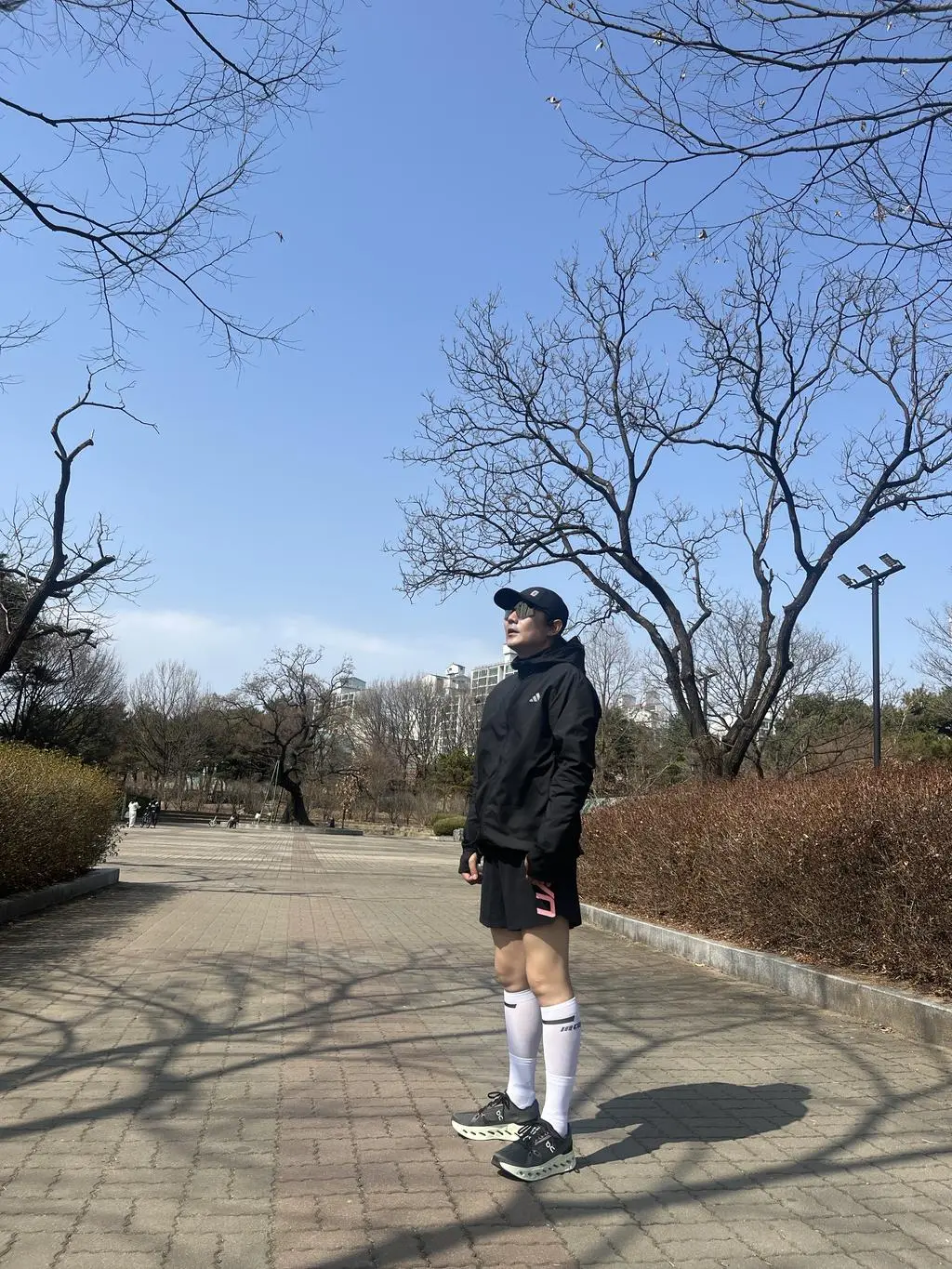 일반 양말만 사묭하다가
